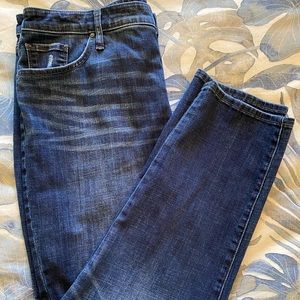 Chicos So Slimming Girlfriend Slim Leg Ankle Jean